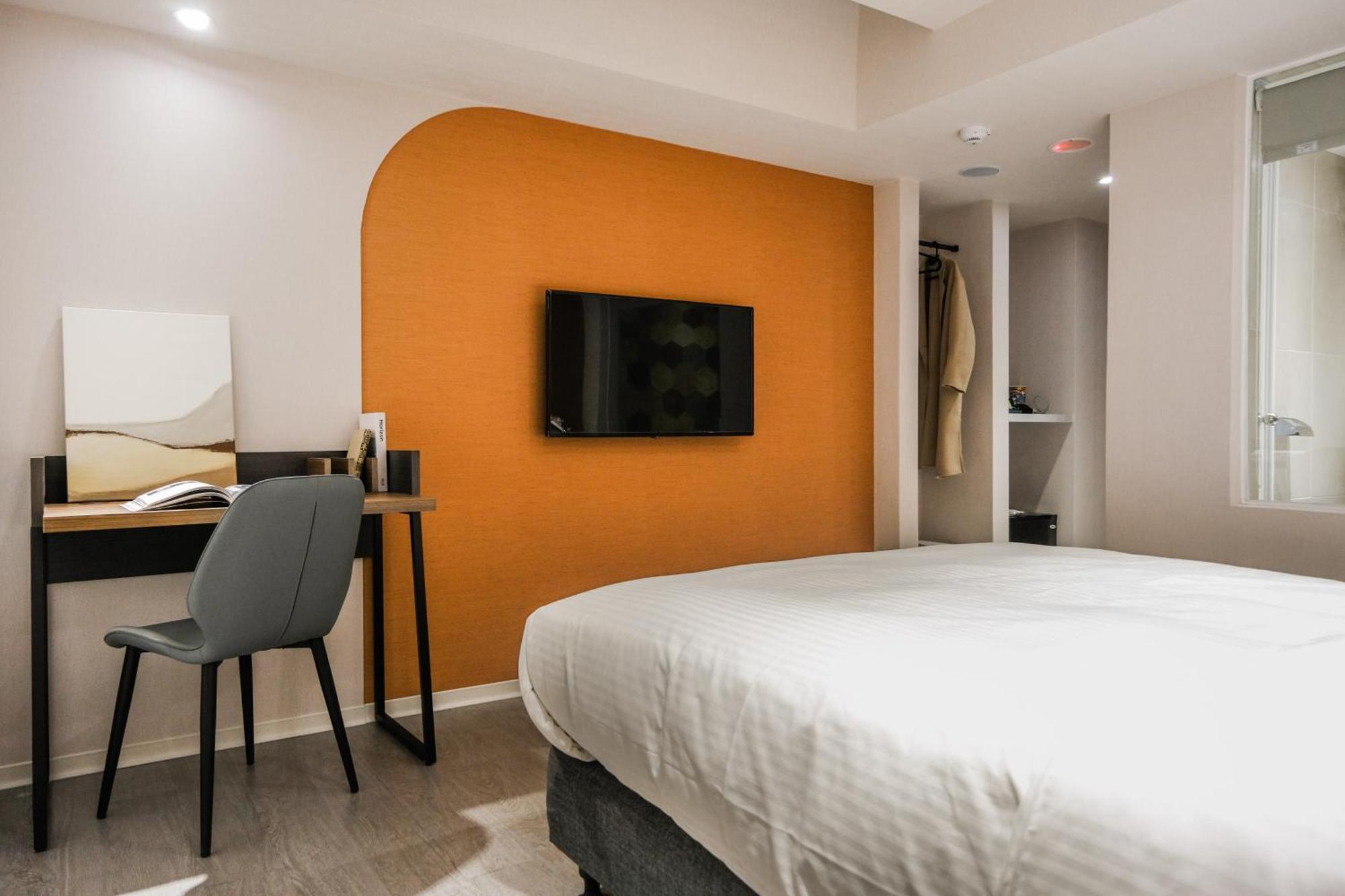 Giant Rich Hotel تايبيه المظهر الخارجي الصورة